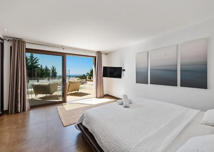 Marlux Luxury Piscine, Jacuzzi, Golf, Sea View 21p Villa