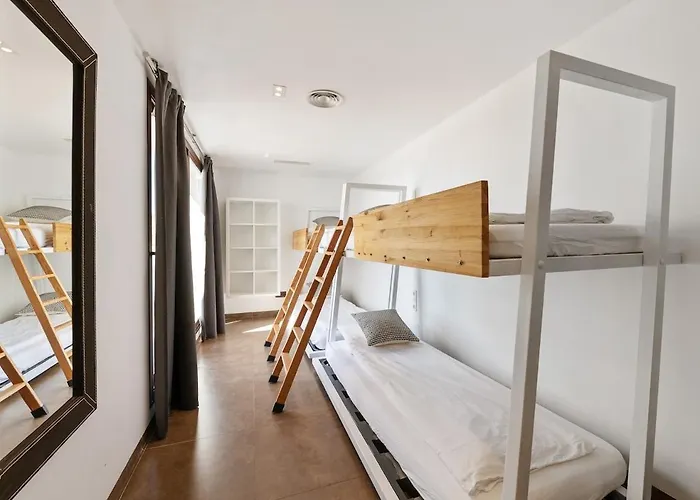 Marlux Luxury Piscine, Jacuzzi, Golf, Sea View 21p * Estepona