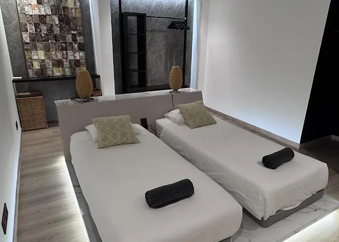 Villa Marlux Luxury Piscine, Jacuzzi, Golf, Sea View 21p Estepona